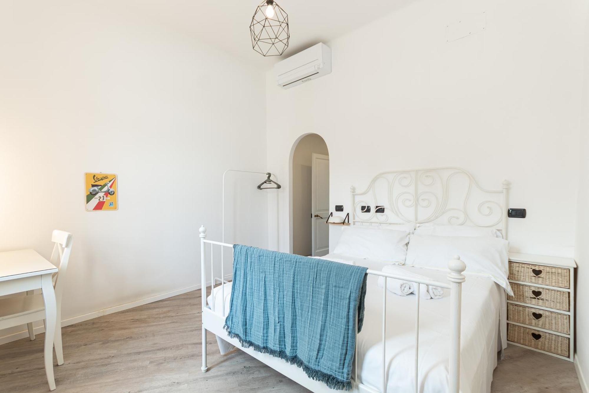 Spacious 3-Bedroom Apartment - 10 Min To City Center & 5 Min To Gaslini Hospital جنوة المظهر الخارجي الصورة